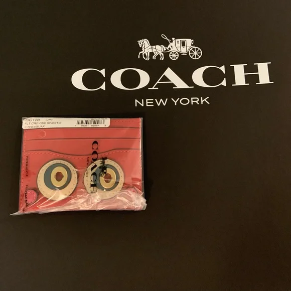 Coachie limited edition collection. Brand new, never touched. - Picture 6 of 7
